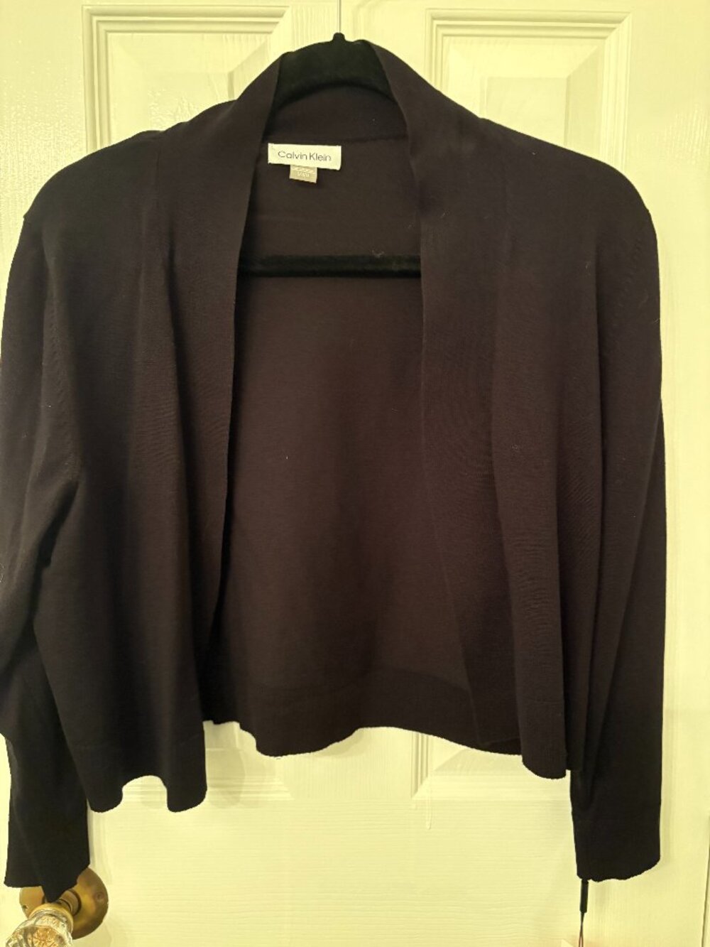 Cropped Calvin Klein sweater